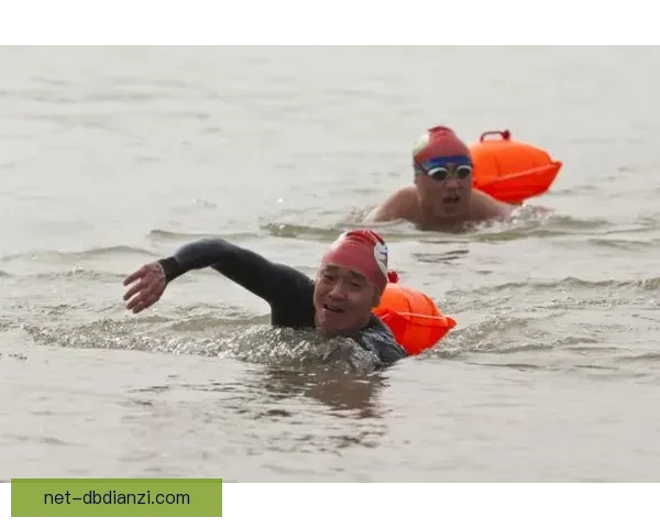 游泳世界纪录：速度飙升，挑战极限！