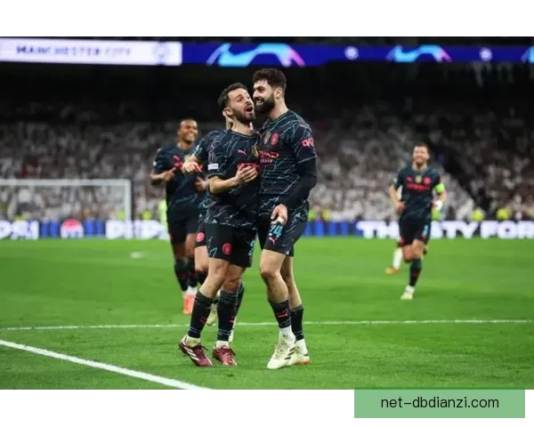 橄榄球联赛：巅峰对决，挑战者之路