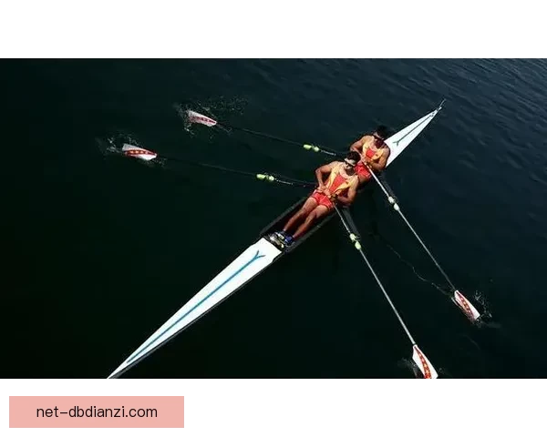 赛艇公开赛：挑战自我、拼搏协作，展现团队力量